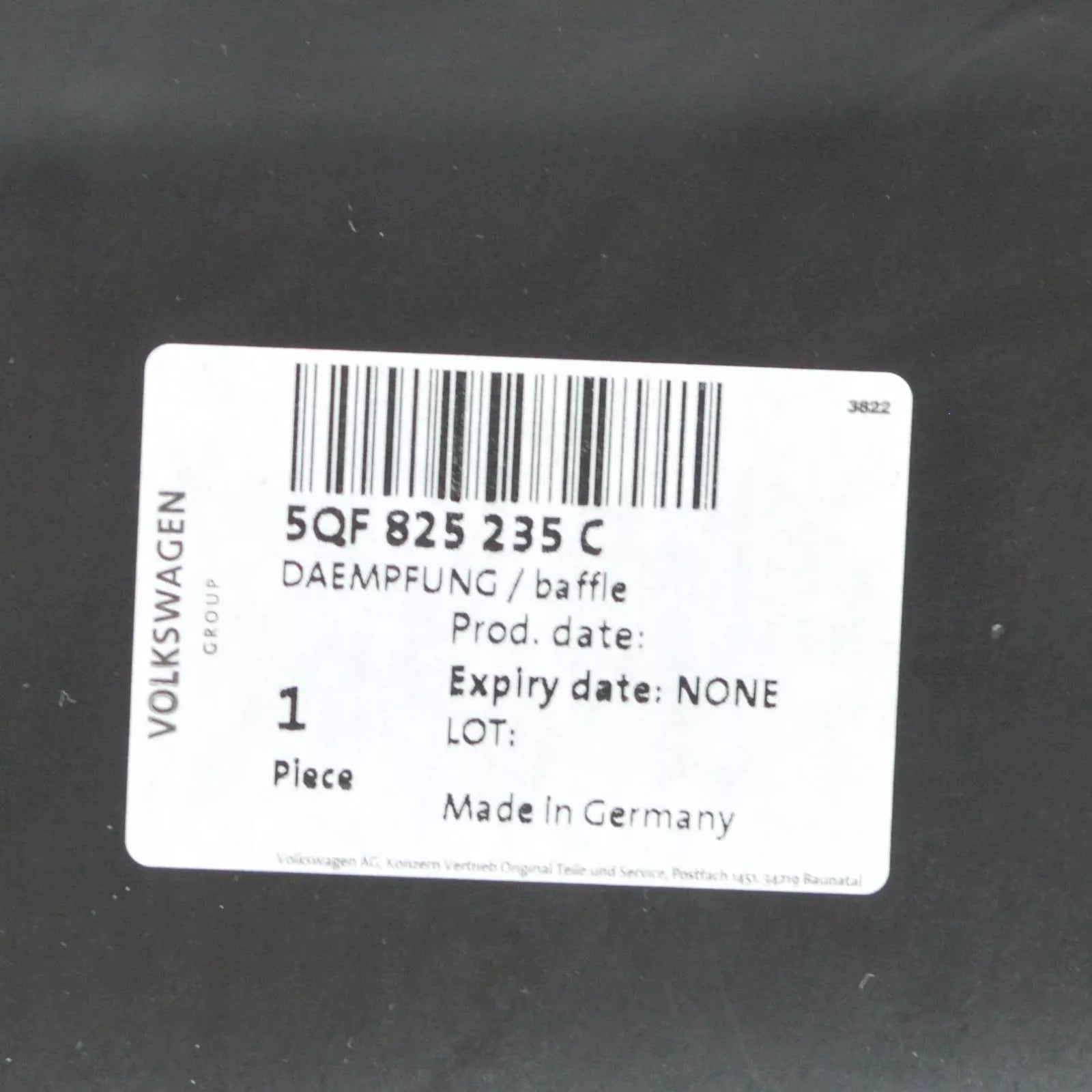 NEW VOLKSWAGEN TIGUAN AD FRONT UNDERBODY NOISE INSULATION 5QF825235C ORIGINAL