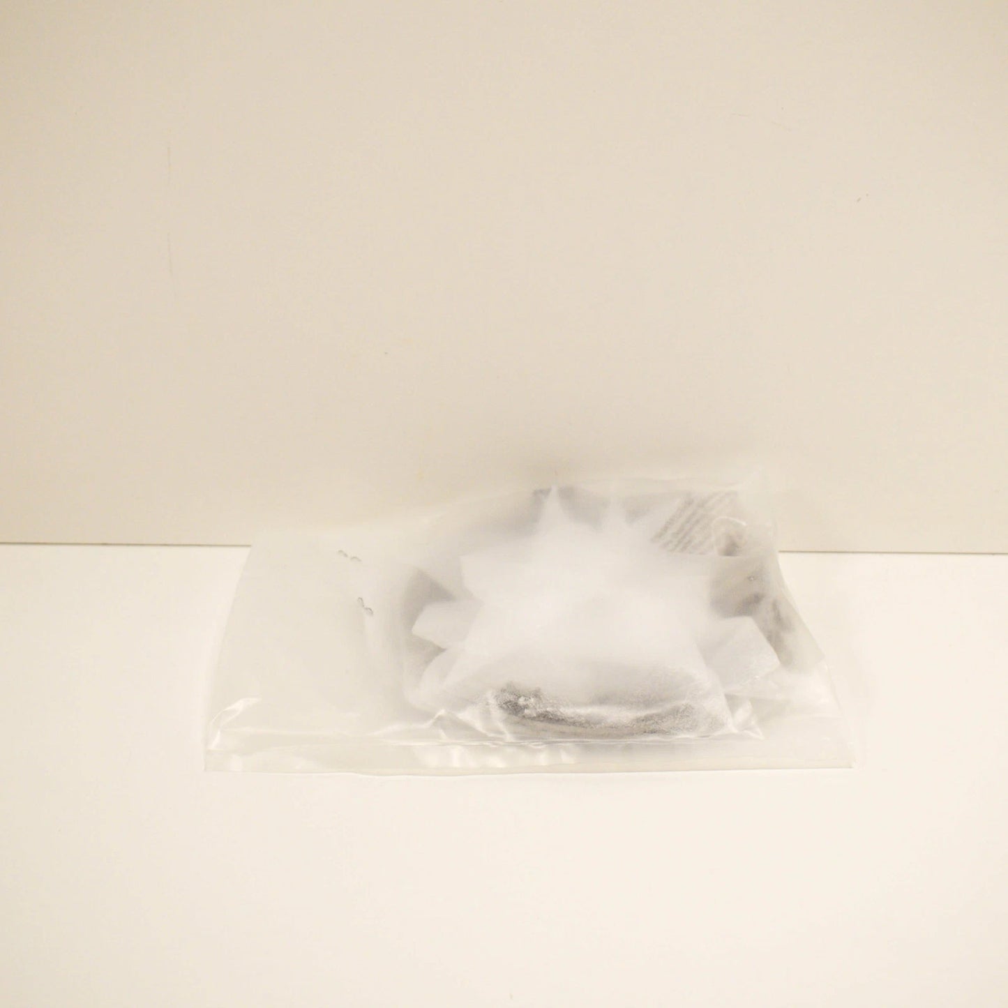 NEW VOLKSWAGEN POLO MK6 FRONT BUMPER RADIATOR GRILLE BADGE 2GA853601JZA ORIGINAL