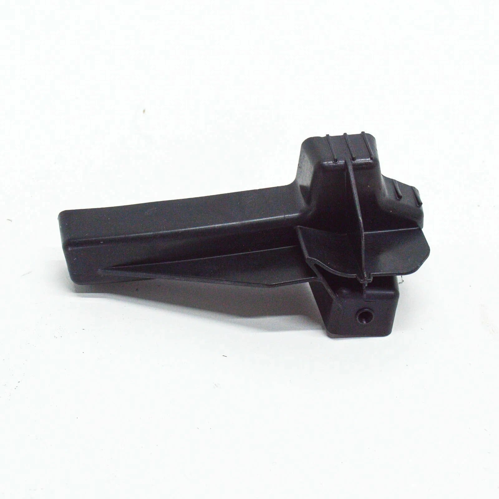 NEW VOLKSWAGEN AMAROK REAR LEFT MUD FLAP BRACKET 2H0821467C ORIGINAL