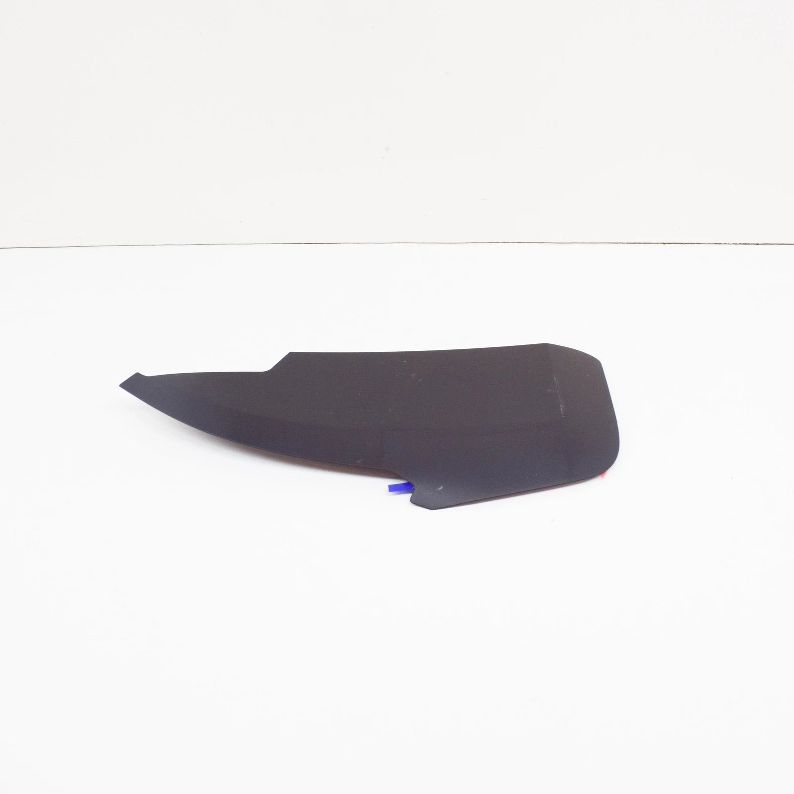 NEW AUDI TT 8S MK3 REAR RIGHT TAIL LIGHT TRIM 8S0945254 ORIGINAL