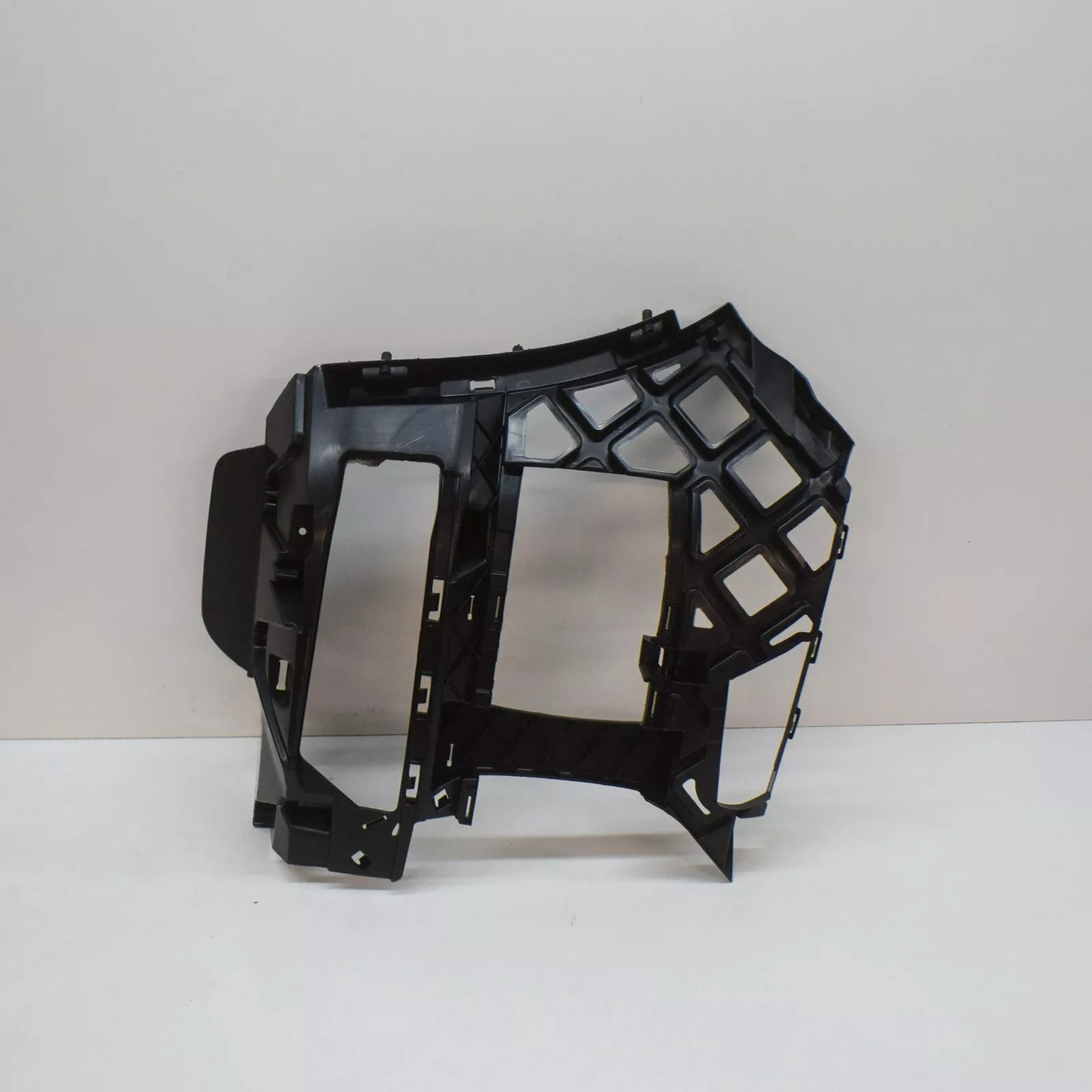 NEW VW TRANSPORTER T6 FRONT RIGHT BUMPER GUIDE PROFILE 7E0807178A ORIGINAL