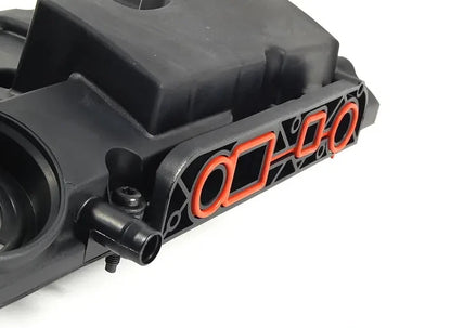 NEW AUDI A4 8E B7 ENGINE VALVE COVER 06D103469N ORIGINAL