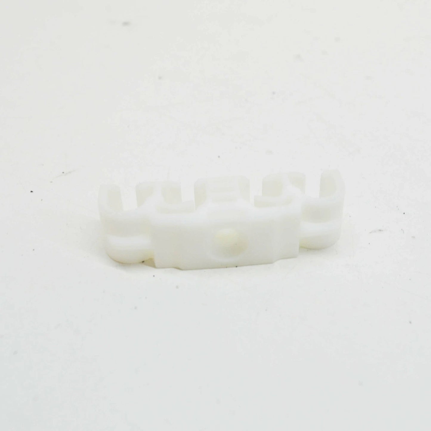 NEW AUDI A1 MK1 FUEL LINE CLIP 1H0201449