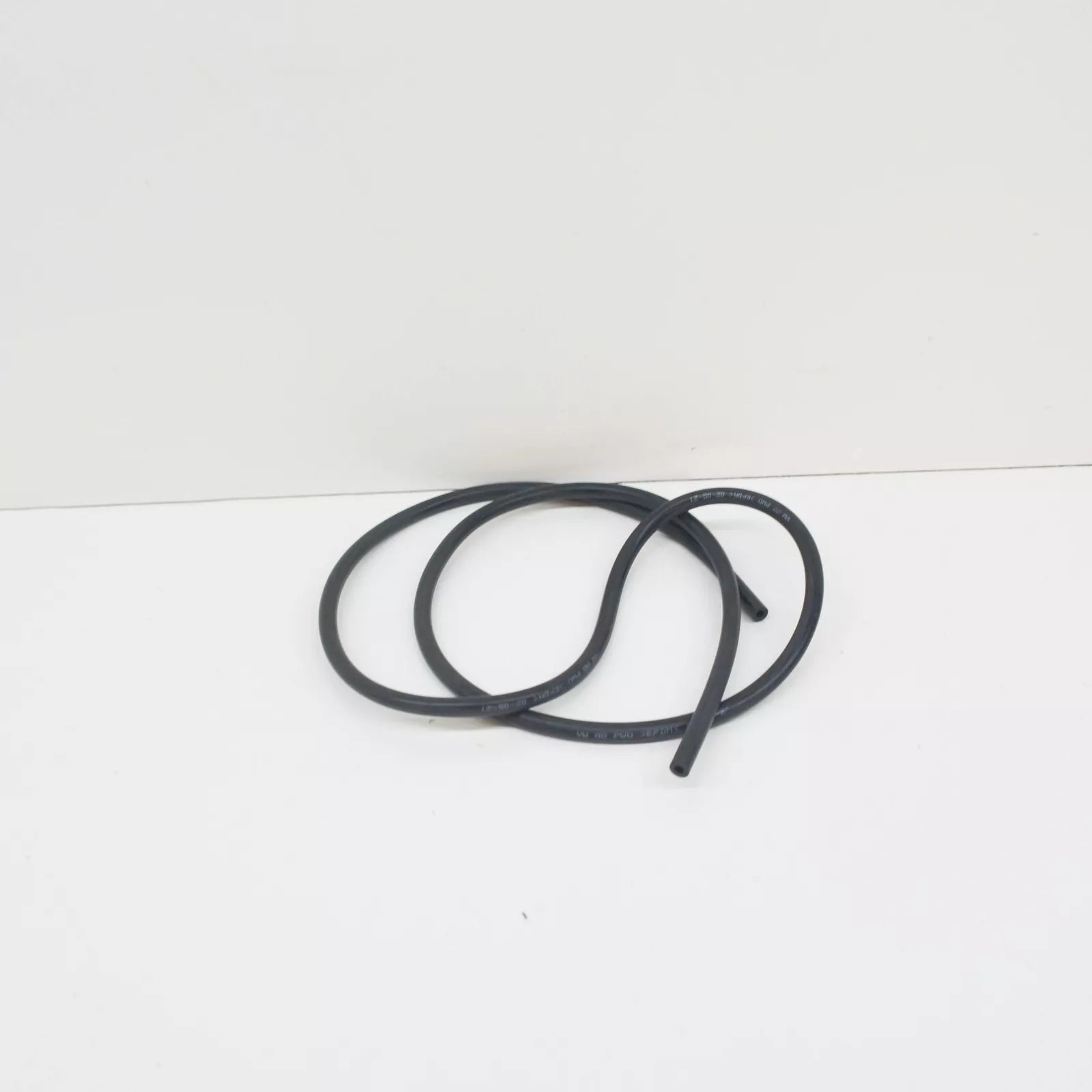 NEW AUDI Q3 8U WINDSHIELD WASHER HOSE 3.8X2.1 2D0955962 ORIGINAL