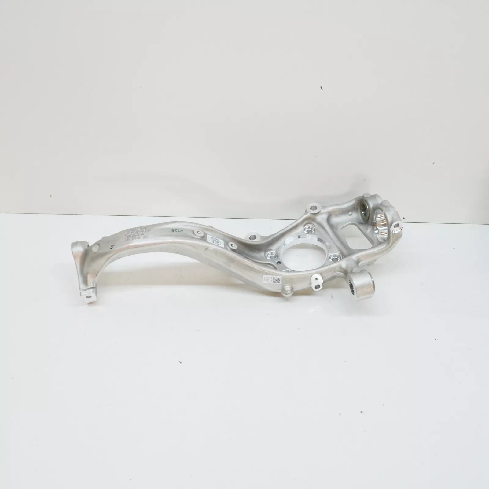 NEW AUDI Q7 4M FRONT RIGHT STEERING KNUCKLE 4M0407254J ORIGINAL