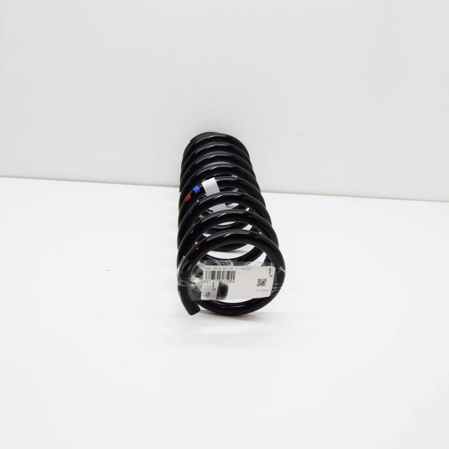 NEW MERCEDES BENZ E W211 FRONT COIL SPRING A2113211704 ORIGINAL