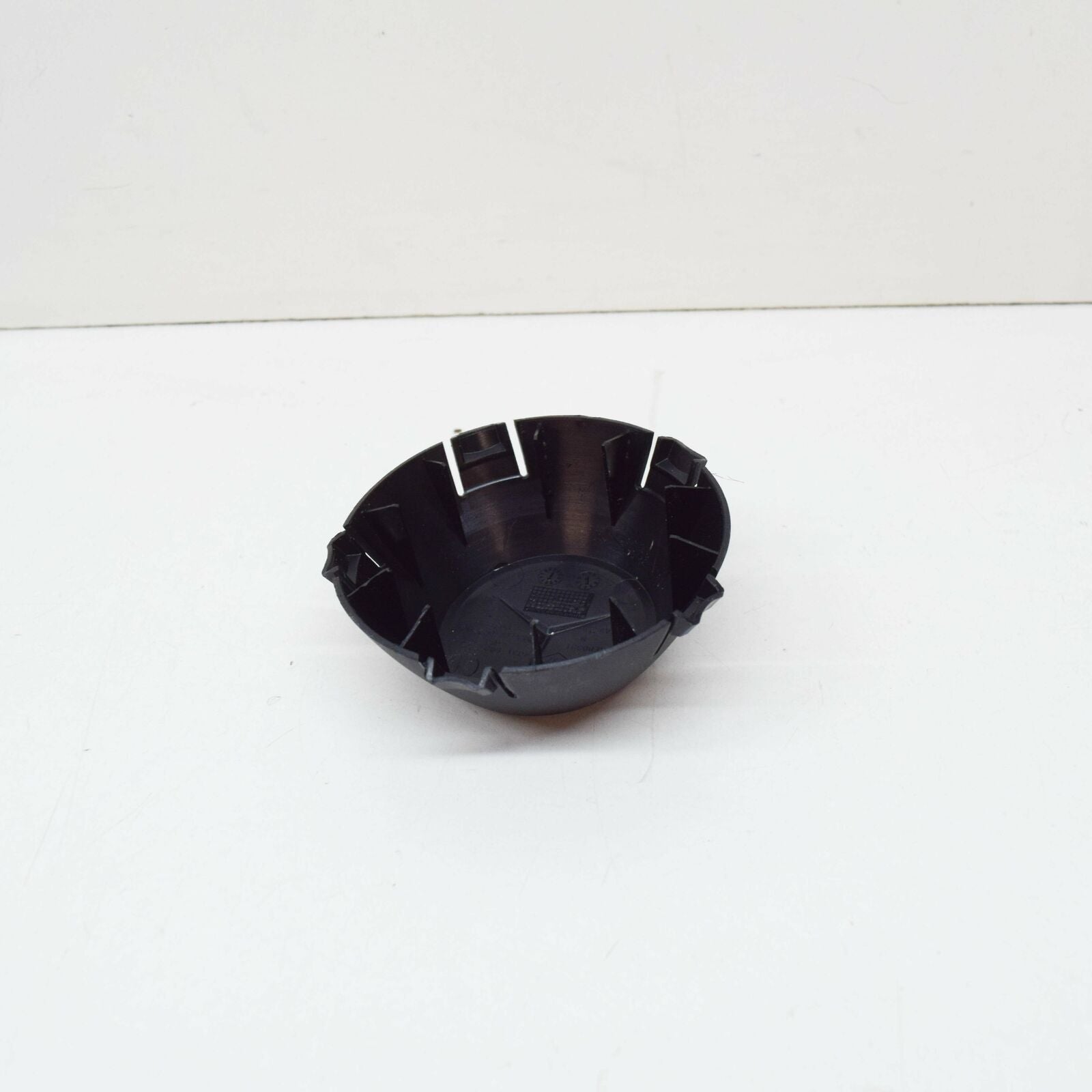 NEW MERCEDES-BENZ CITAN W415 WHEEL HUB COVER A4154002700 ORIGINAL