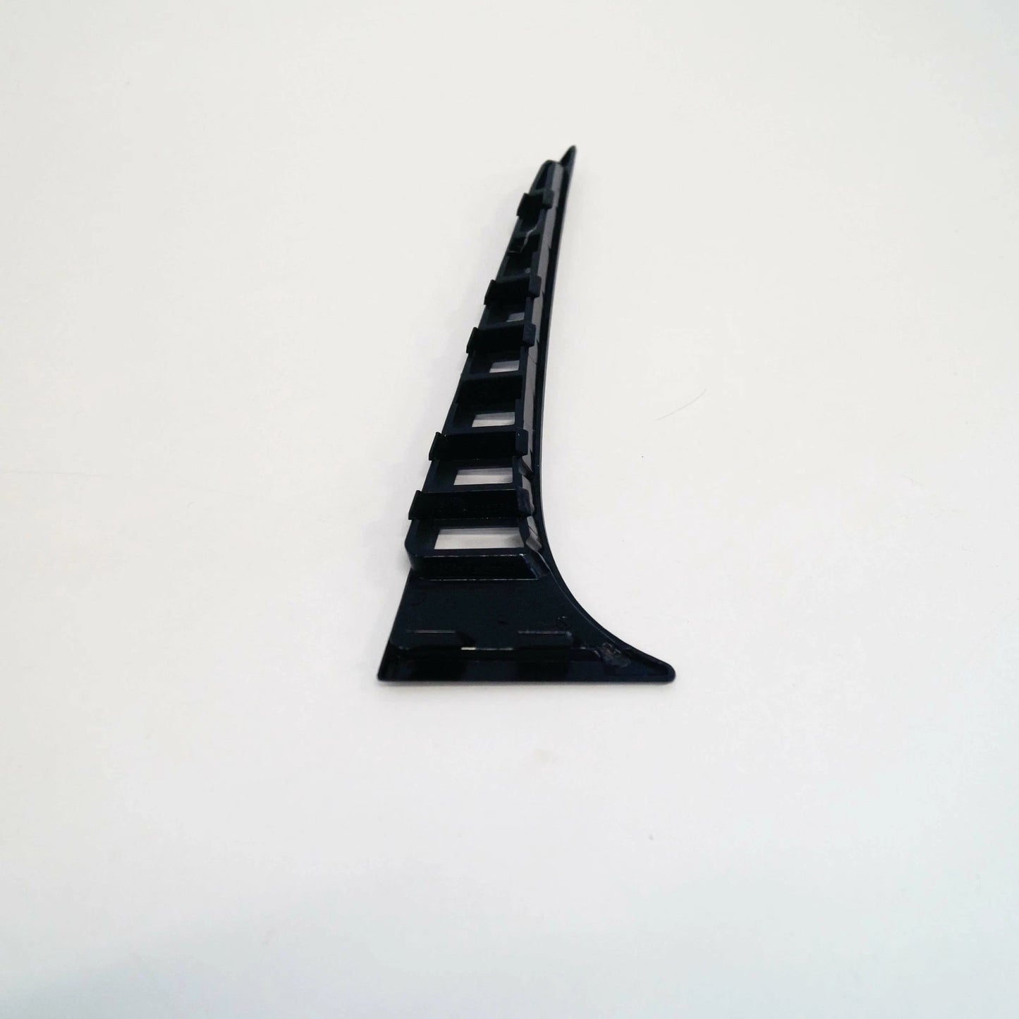 NEW BMW 3 F80 M3 REAR BUMPER GRID TRIM RIGHT SIDE 51128056588 ORIGINAL