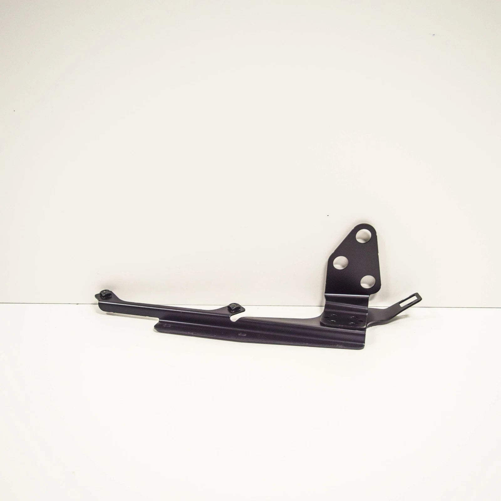 NEW AUDI A5 8W6 ADDITIONAL COOLANT PUMP BRACKET 8W0265336D ORIGINAL