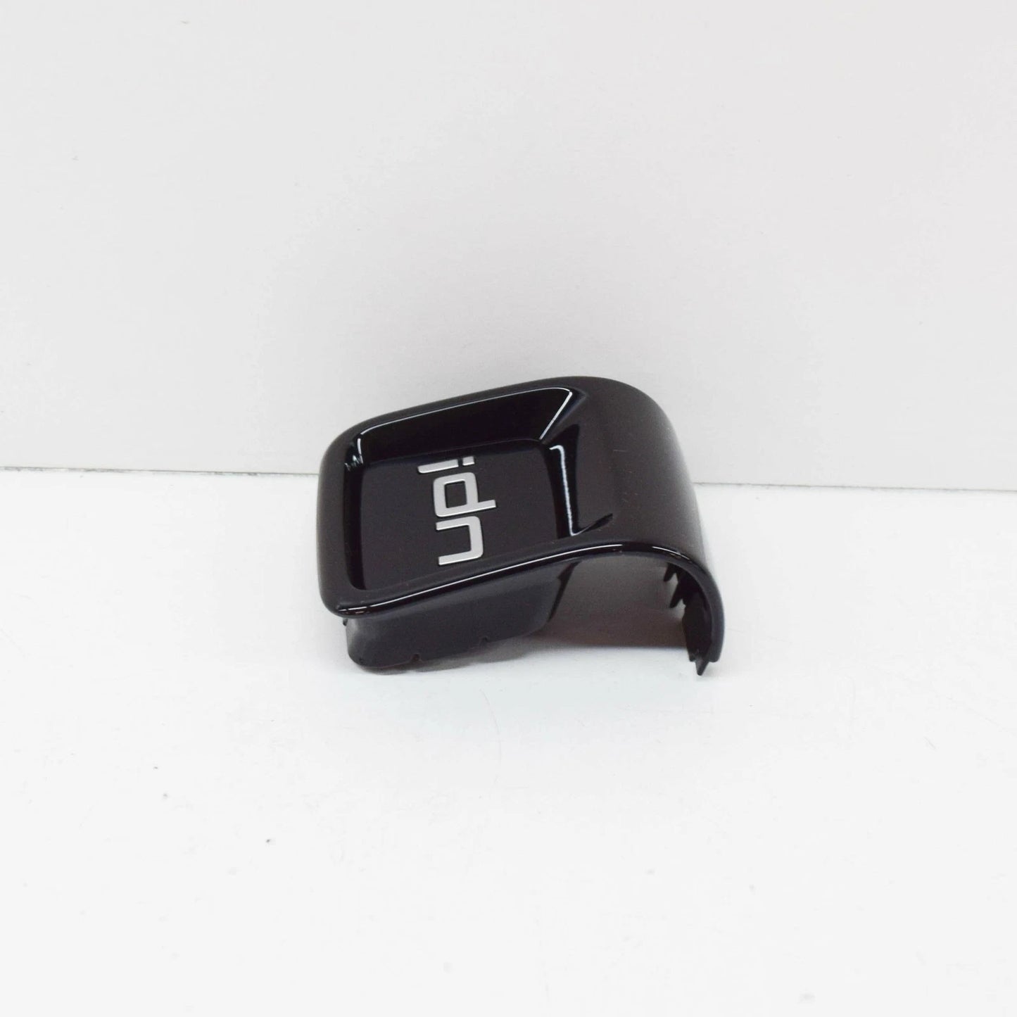 NEW VW LOAD UP STEERING WHEEL TRIM 1S0498685AN0R