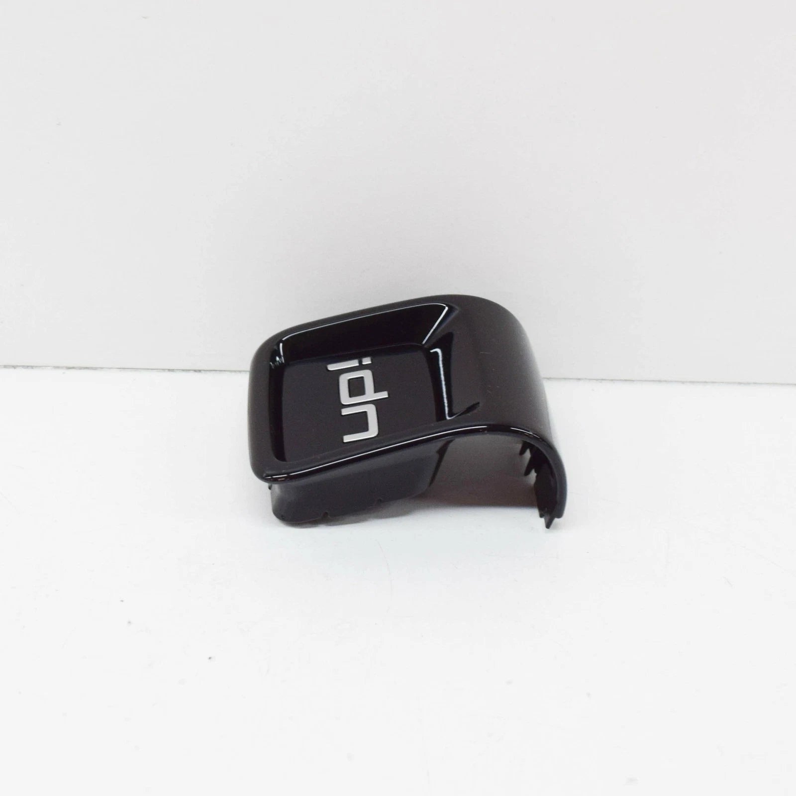 NEW VW LOAD UP STEERING WHEEL TRIM 1S0498685AN0R