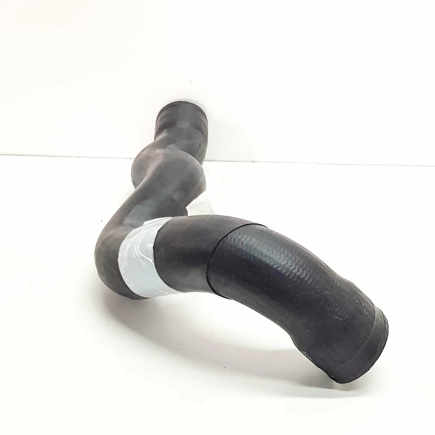 NEW MB VITO 638 CHARGE AIR INTERCOOLER TO INTAKE PIPE HOSE A6385281982