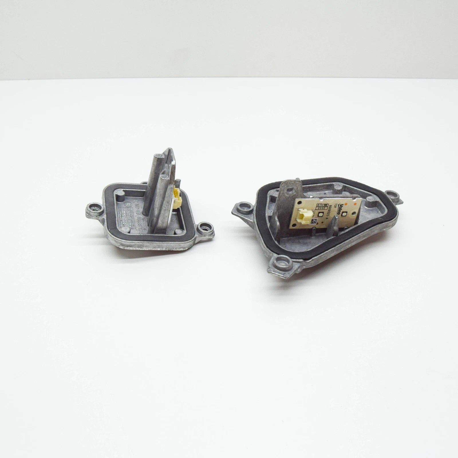 NEW BMW X1 F48 LED DRL LIGHTS LED CONTROL UNIT 63117428792 ORIGINAL