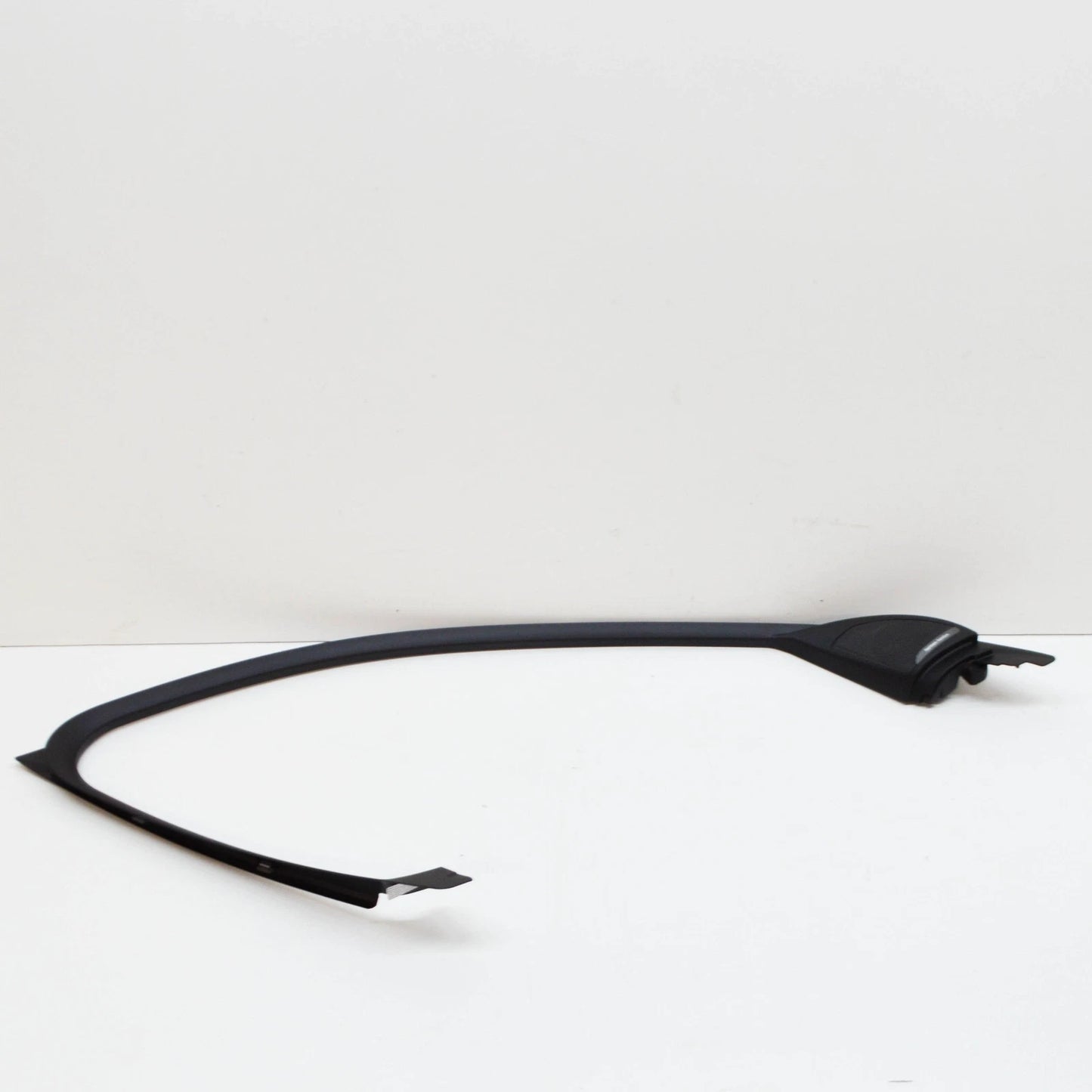 NEW BMW X1 F48 FRONT LEFT DOOR WINDOW FRAME COVER 51337435817 7435817 ORIGINAL