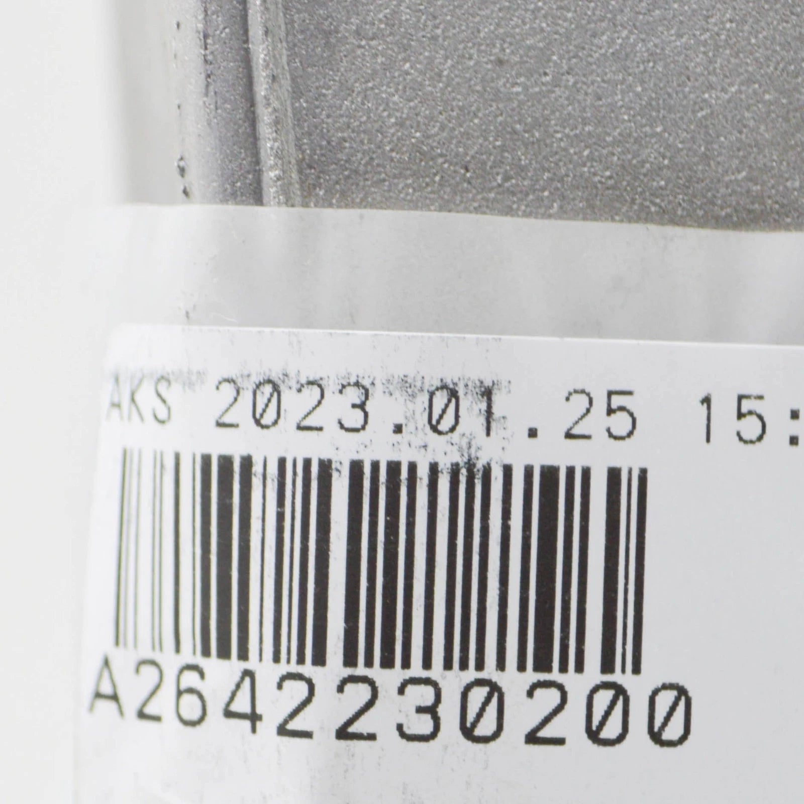 NEW MERCEDES-BENZ C W205 FRONT LEFT ENGINE MOUNT BRACKET A2642230200 ORIGINAL