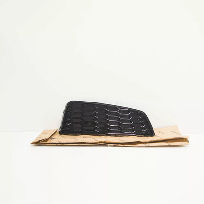 NEW AUDI Q3 8U FRONT BUMPER RIGHT SIDE GRILLE 8U0807682TT94