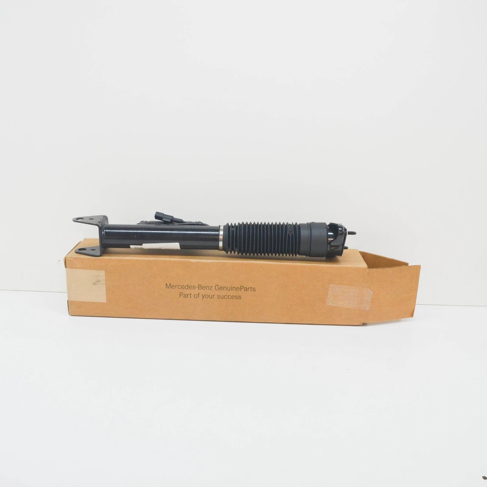 NEW MERCEDES-BENZ GLE W166 REAR SHOCK ABSORBER A1663200930 ORIGINAL