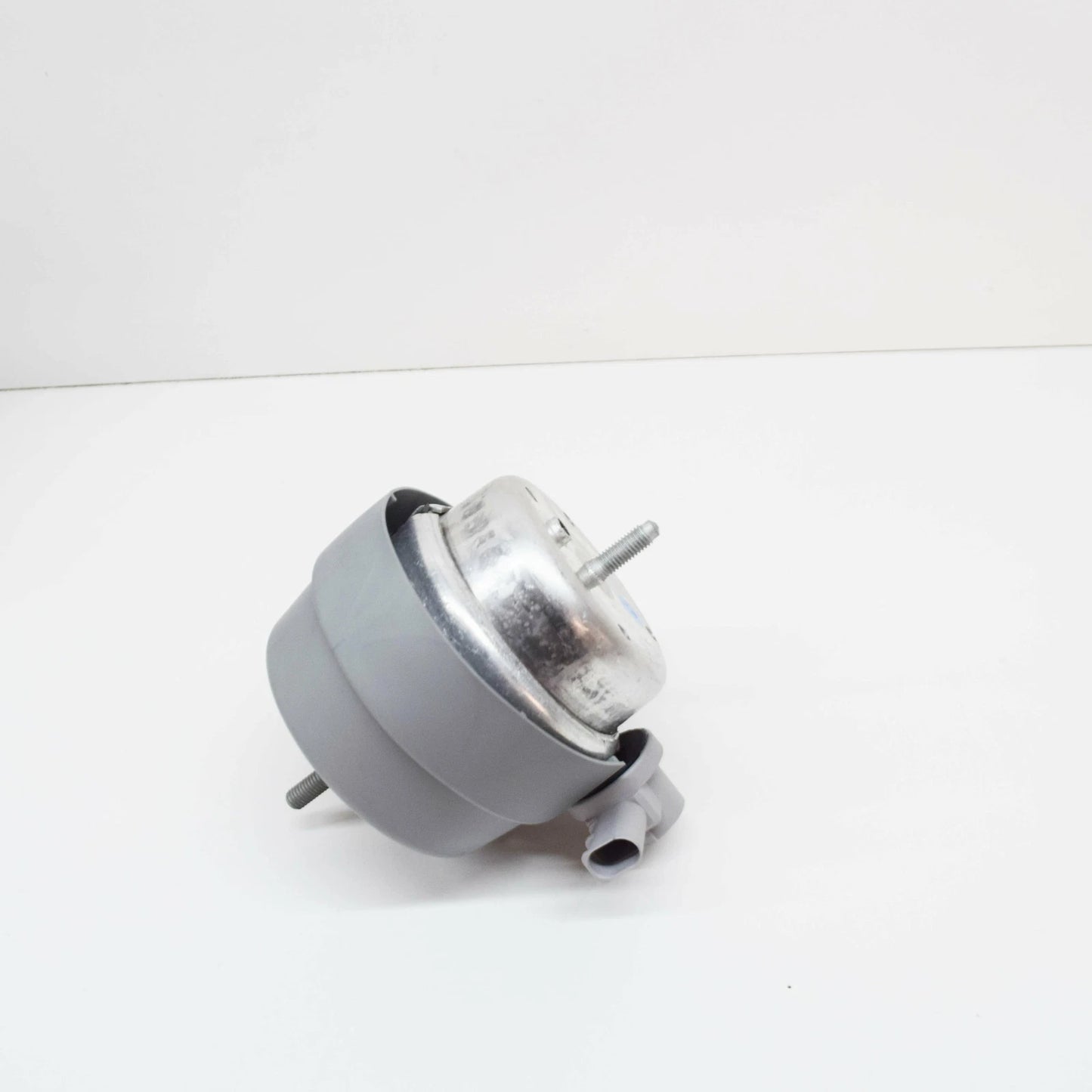 NEW AUDI A4 B7 RIGHT ENGINE MOUNT 8E0199382AF 3.2 PETROL 188KW ORIGINAL