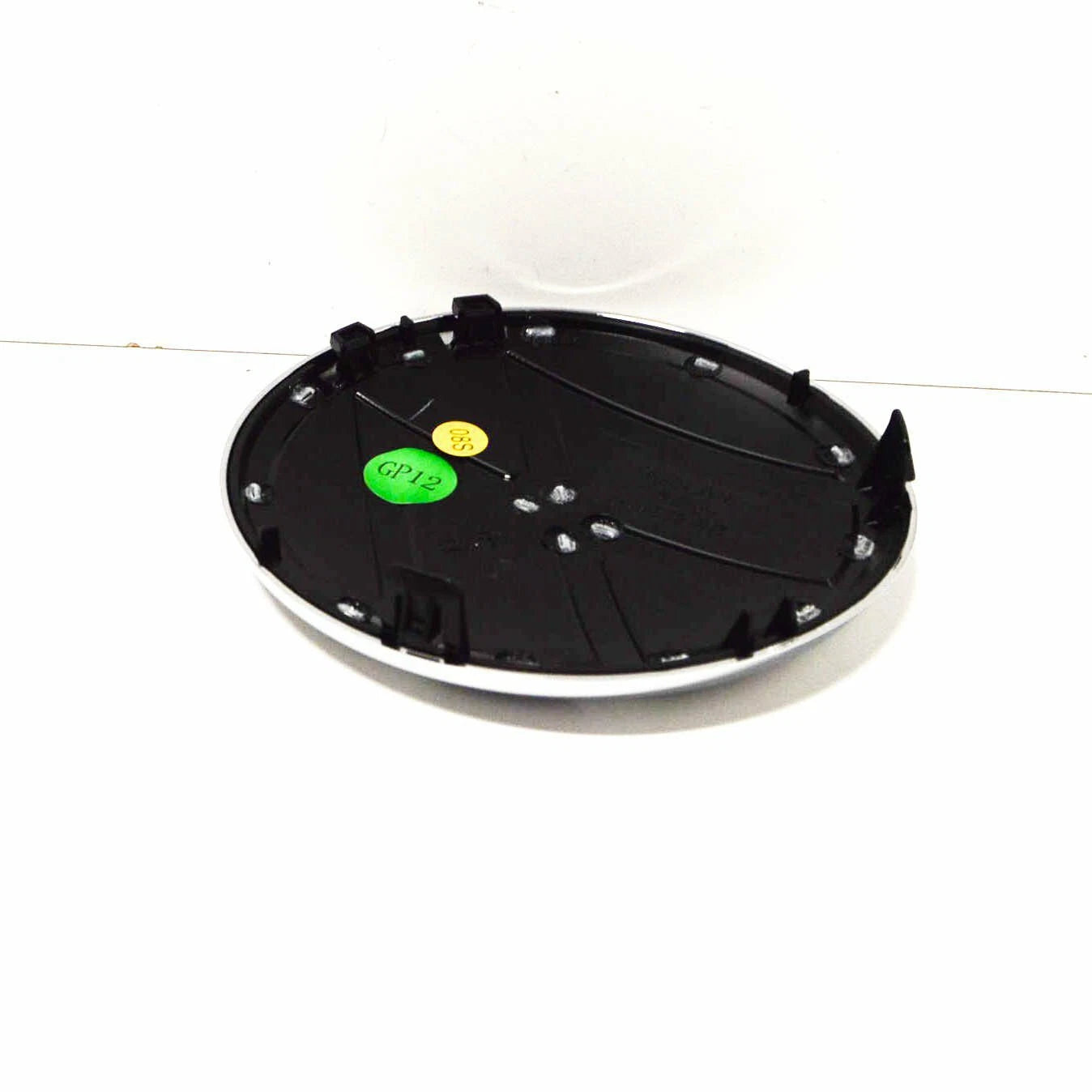 NEW VW AMAROK 2017- CENTRAL GRILL BADGE BLACK CHROME 2H6853601ADPJ