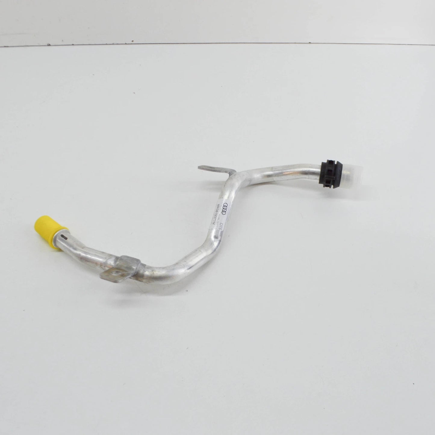 NEW AUDI Q5 8R AUXILIARY HEATER COOLANT PIPE 8R0819377M ORIGINAL
