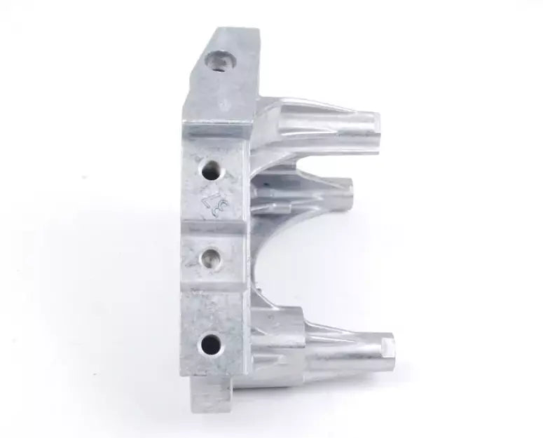 NEW AUDI A3 8P RIGHT SIDE ENGINE BRACKET 03G199207G ORIGINAL