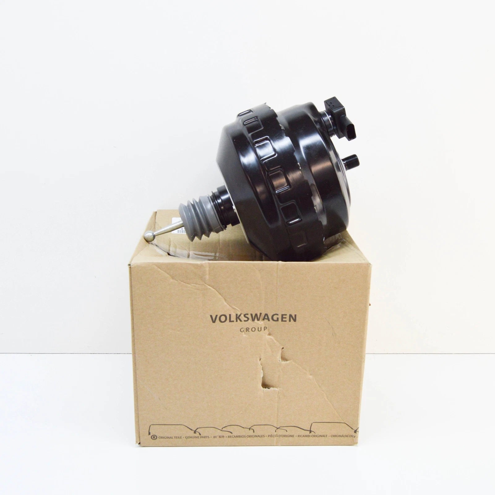 NEW VW CC 35 BRAKE SERVO RHD 3C2614106M ORIGINAL