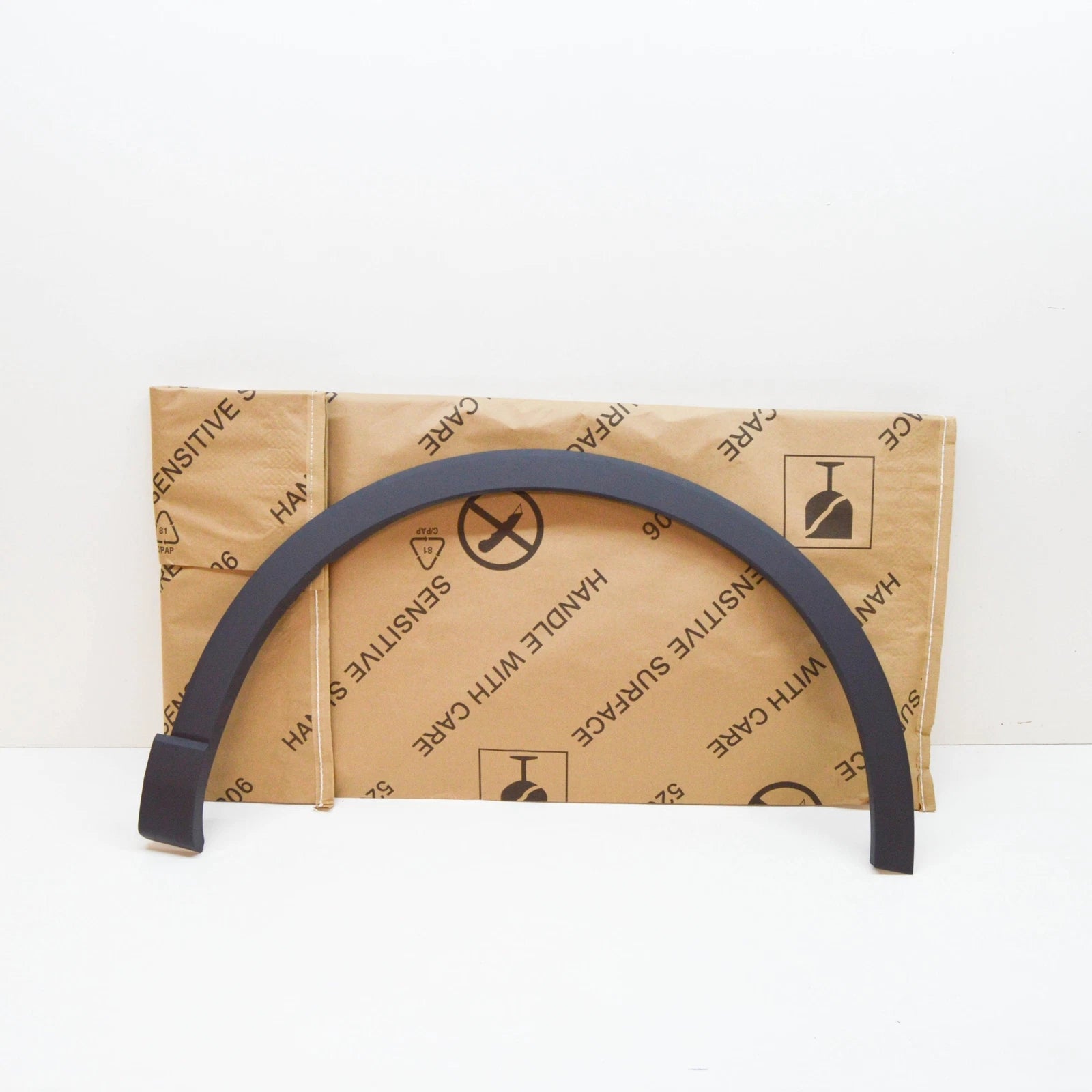 NEW AUDI Q3 F3 FRONT RIGHT WHEEL ARCH COVER 83A8537184W3