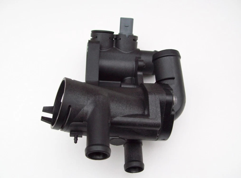 NEW VW POLO 6R COOLANT THERMOSTAT HOUSING 032121111CG