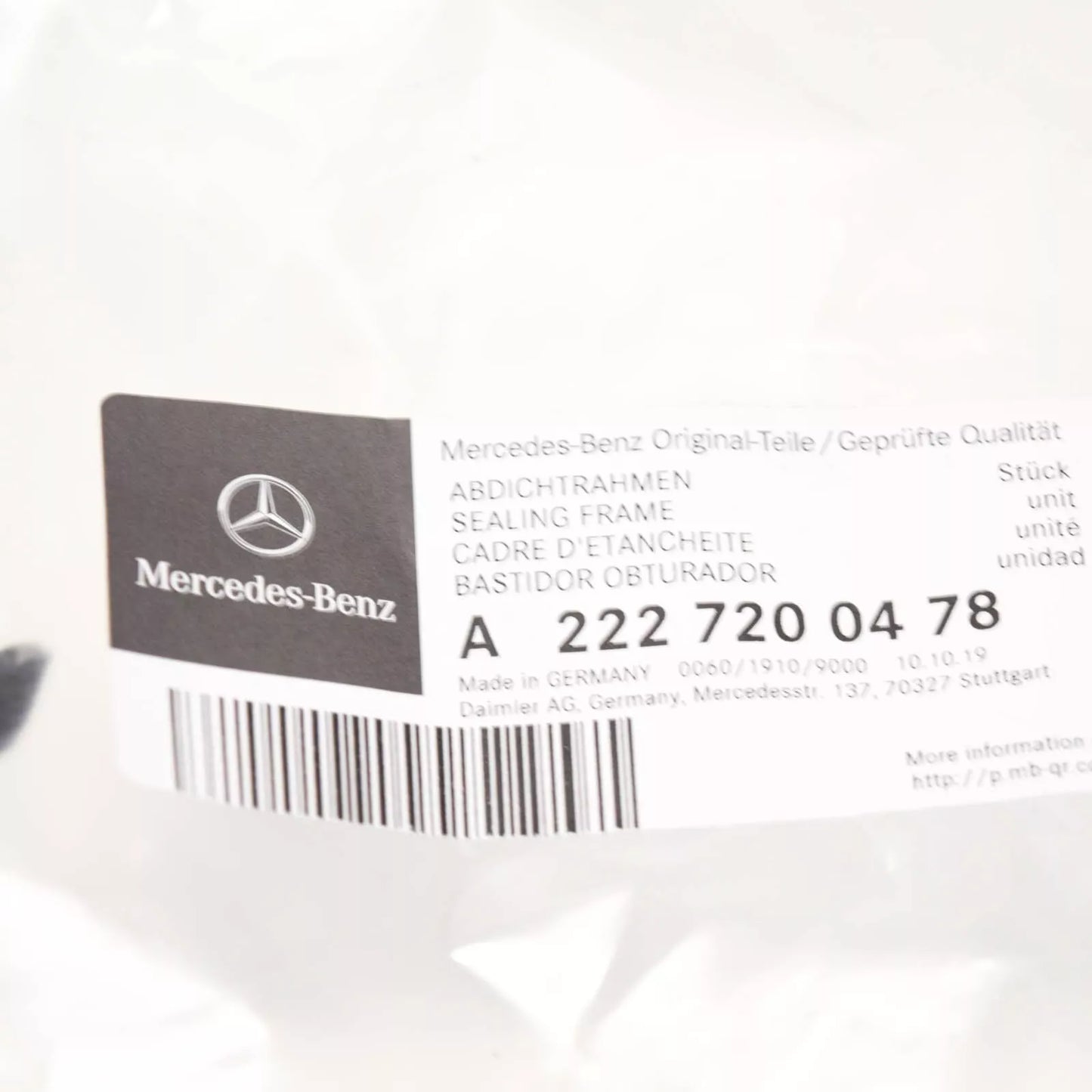 NEW MERCEDES-BENZ S-CLASS W222 FRONT RIGHT DOOR SEALING FRAME A2227200478