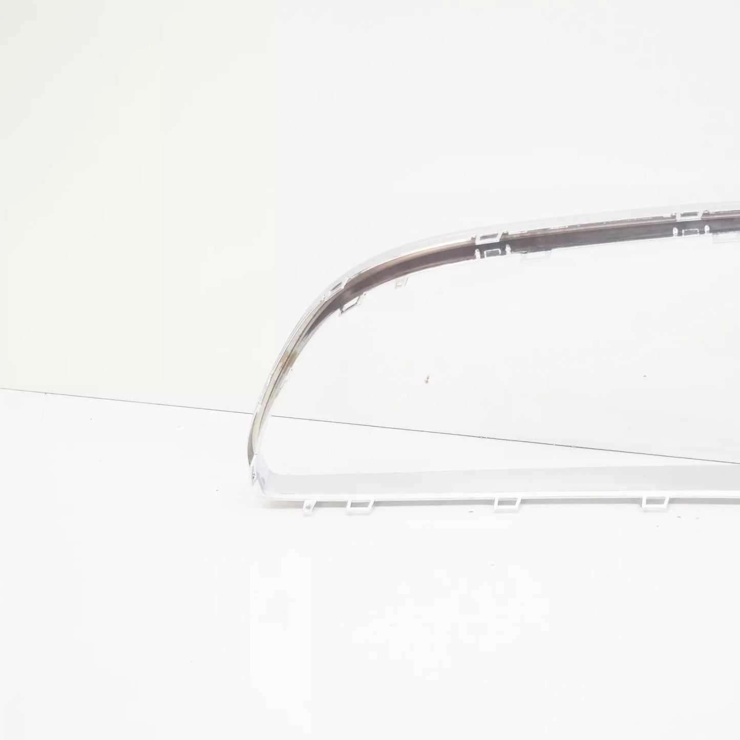 NEW MERCEDES-BENZ CLS C218 RADIATOR GRILLE SURROUND TRIM A2188850000 ORIGINAL