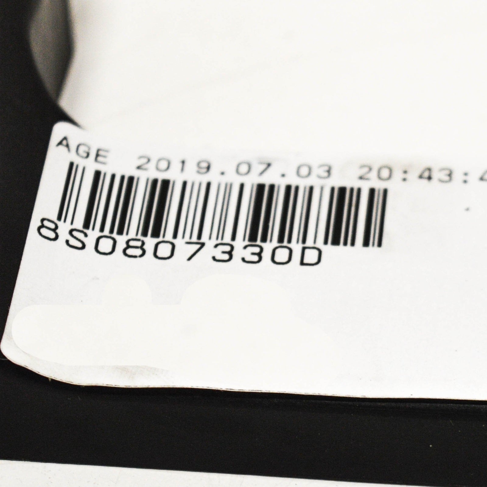 NEW AUDI TT 8S REAR RIGHT BUMPER RETAINIG STRIP BRACKET 8S0807330D ORIGINAL