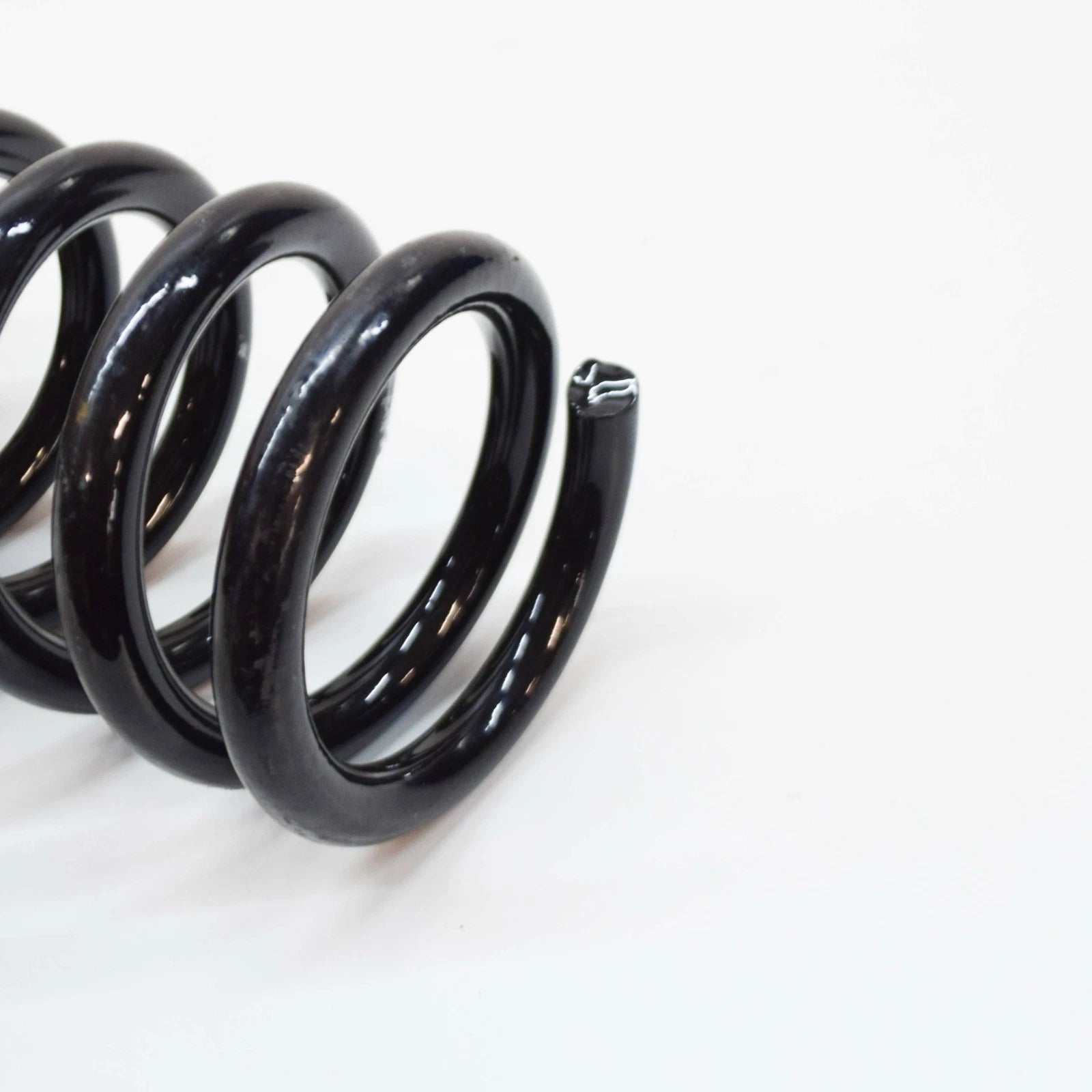 NEW MERCEDES-BENZ 190 W201 FRONT COIL SPRING A2013212204 ORIGINAL