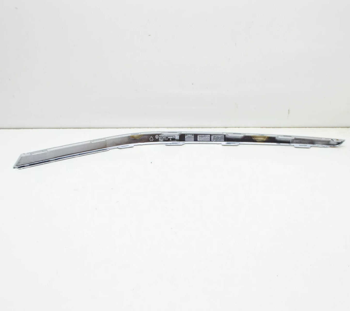 NEW VOLKSWAGEN PHAETON 3D FRONT RIGHT BUMPER MOLDING STRIP 3D0807718G2ZZ