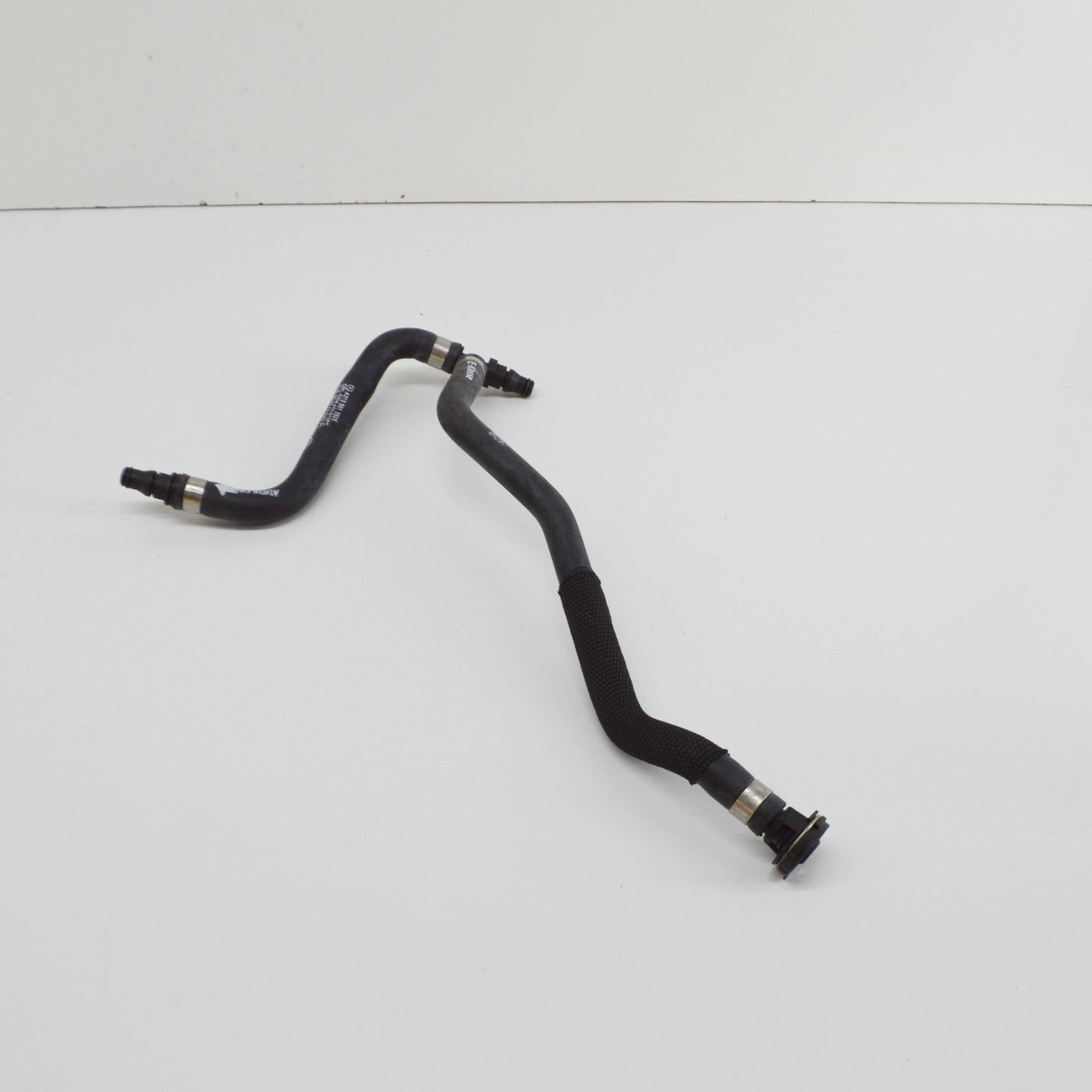 NEW MERCEDES-BENZ E W212 EXPANSION RESERVOIR BLEED LINE A2125013925 ORIGINAL