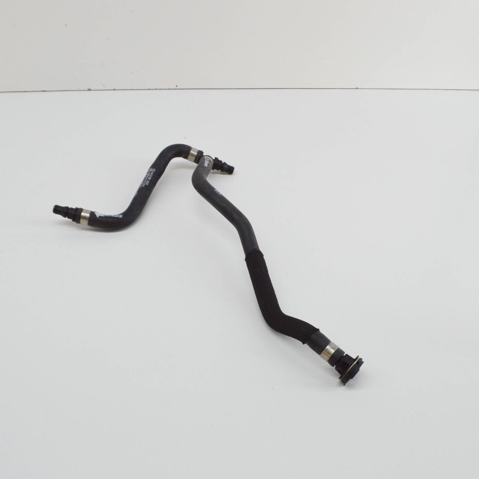 NEW MERCEDES-BENZ E W212 EXPANSION RESERVOIR BLEED LINE A2125013925 ORIGINAL