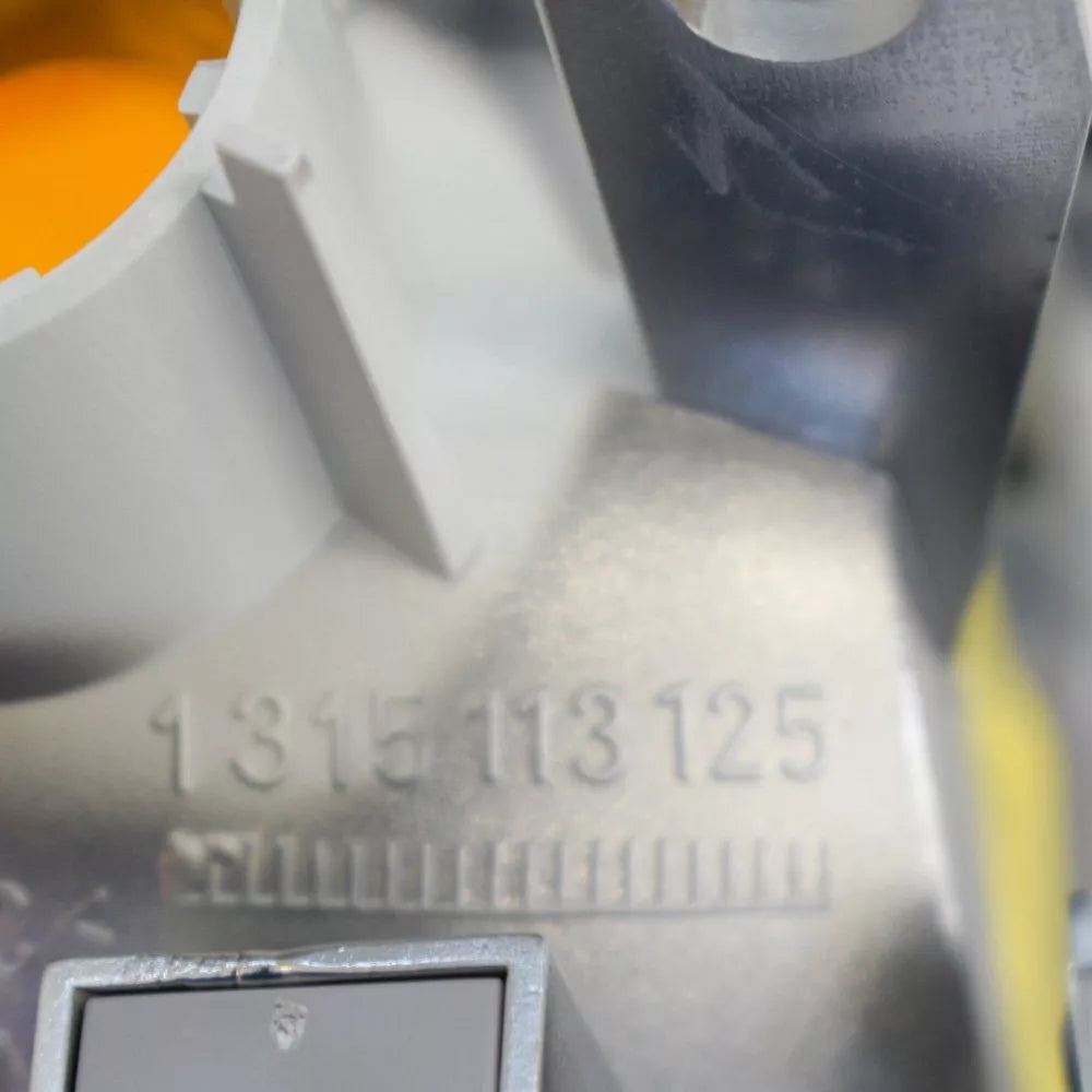 NEW BMW 7 E38 FRONT LEFT TURN LIGHT 63138379107 1315106949 ORIGINAL