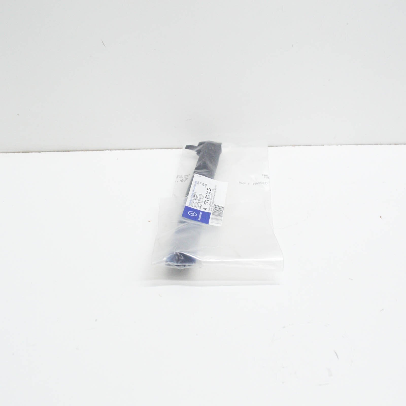 NEW MB SLK R171 REAR RIGHT SIDE WINDOW SEAL FRAME A1716700239 ORIGINAL