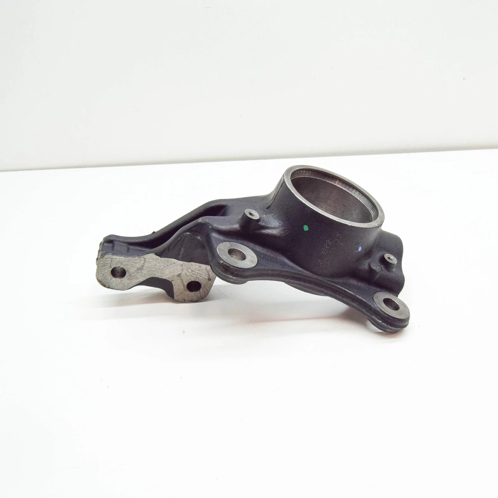 NEW VW TRANSPORTER VI T6 FRONT LEFT WHEEL BEARING HOUSING 7H8407257C ORIGINAL