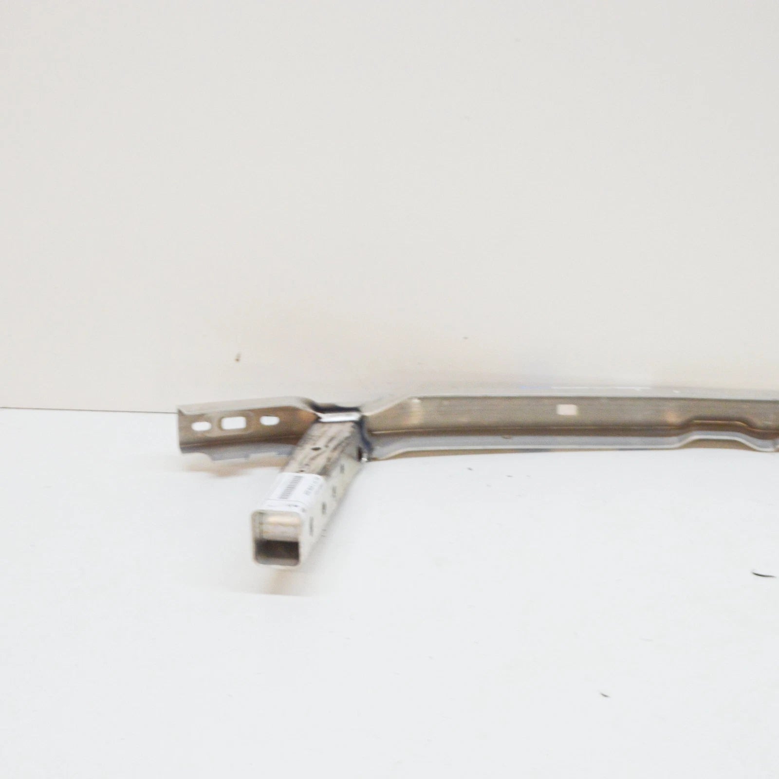 NEW BMW 7 G11 FRONT BUMPER LOWER CRASH BAR 51117418222 7418222 2016 ORIGINAL