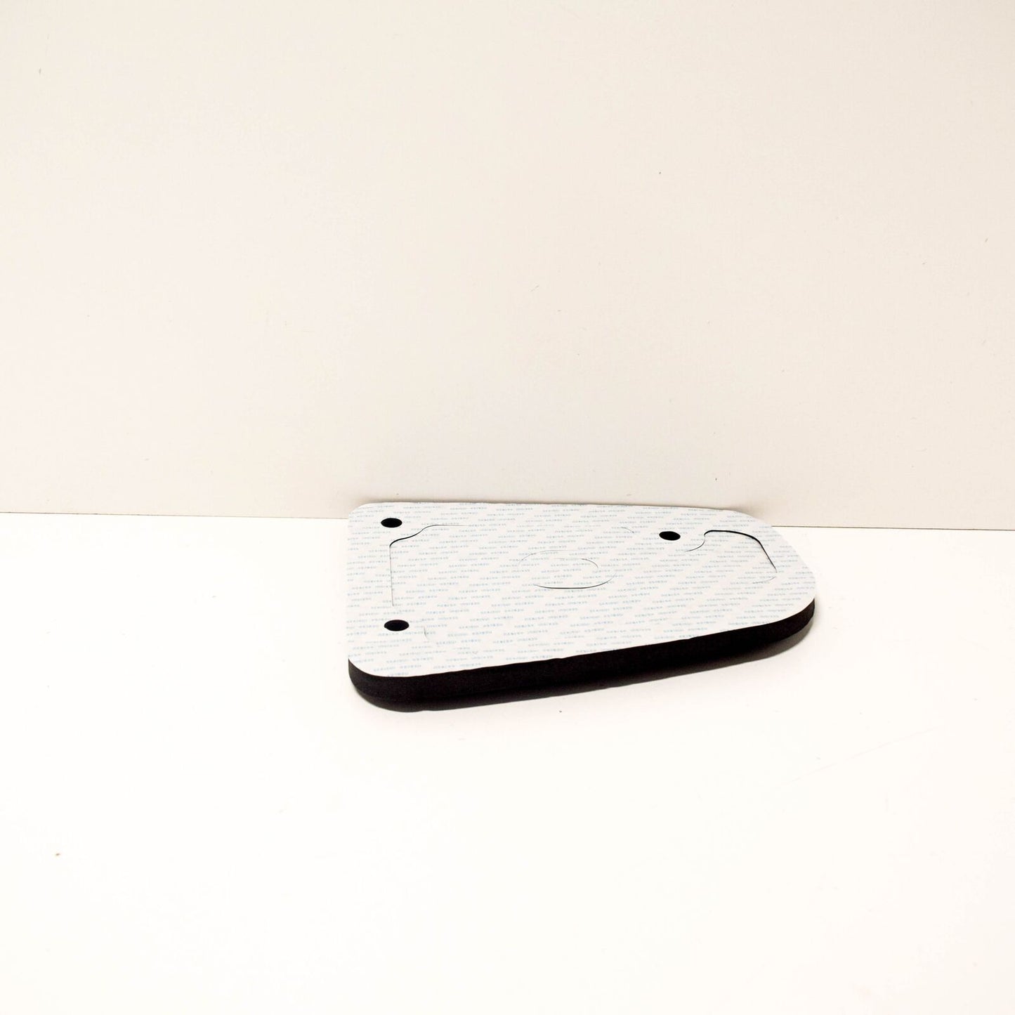 NEW MB M-CLASS W164 REAR RIGHT TAILLIGHT SEAL GASKET A1648261691 ORIGINAL