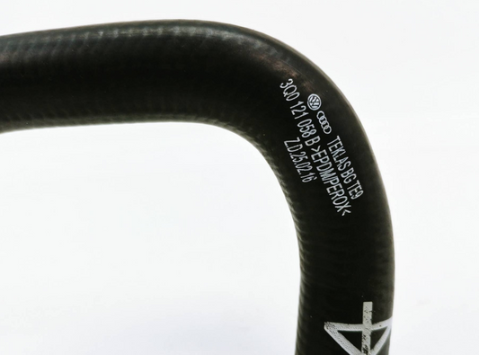 NEW VOLKSWAGEN ARTEON 3H7 COOLANT HOSE 3Q0121058B ORIGINAL