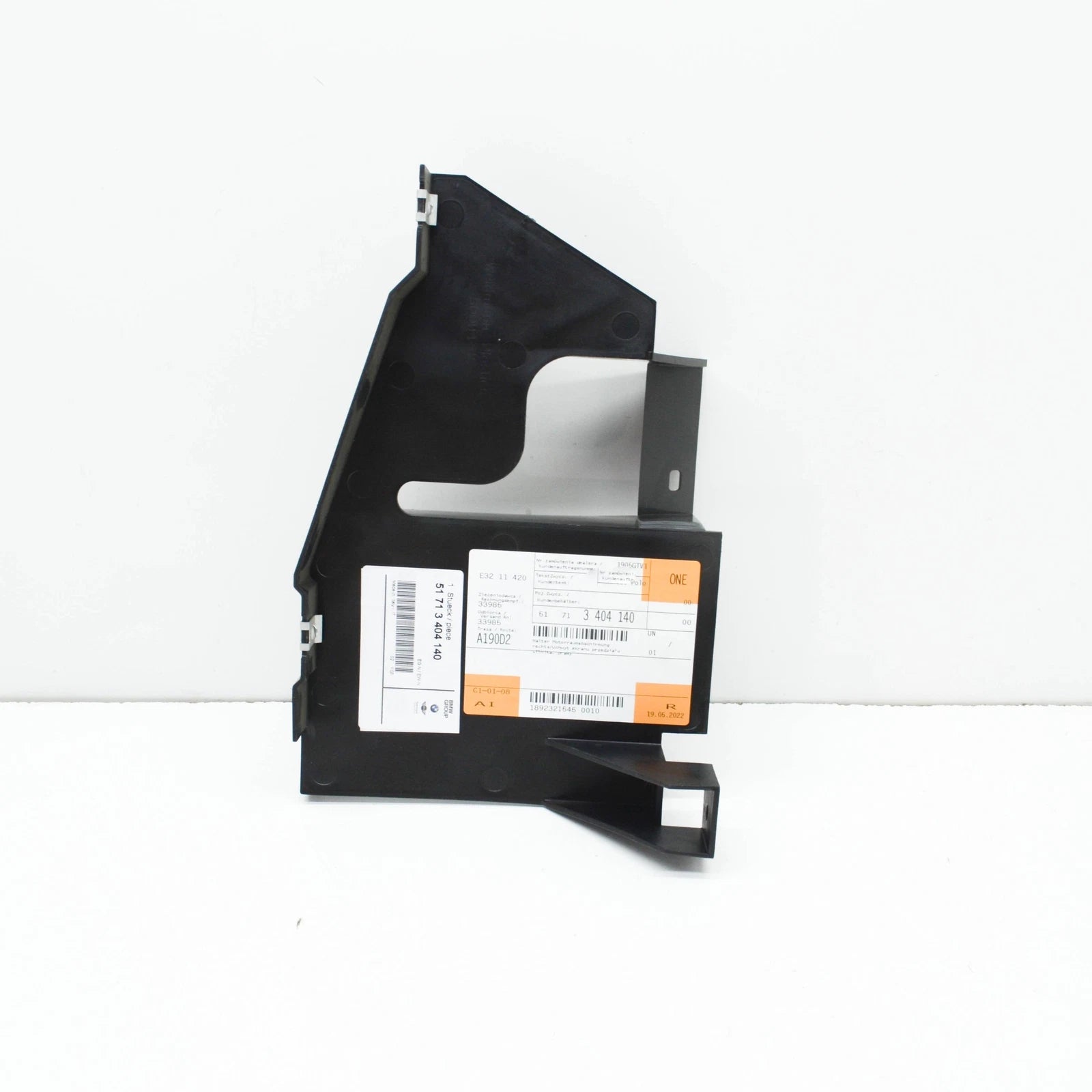 NEW BMW X3 E83 RIGHT ENGINE COMPARTMENT PROTECTION BRACKET 51713404140 ORIGINAL