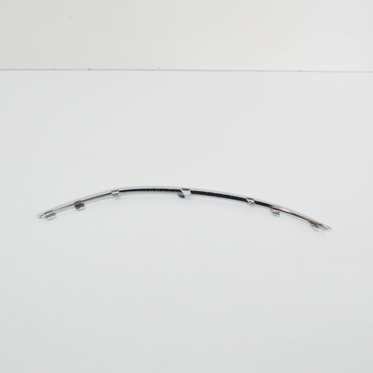 NEW MERCEDES-BENZ S W222 FRONT BUMPER LEFT TRIM STRIP A2228851321 ORIGINAL
