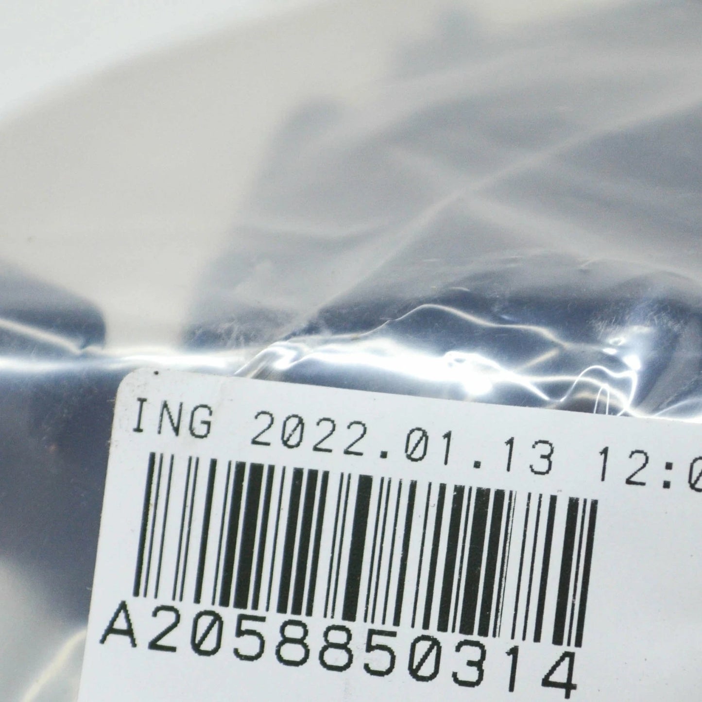 NEW MERCEDES-BENZ C W205 REAR LEFT BUMPER BRACKET A2058850314