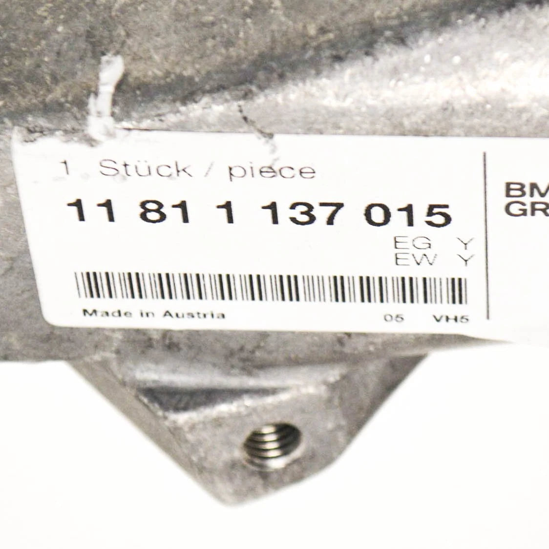 NEW BMW 3 E36 ENGINE SUSPENSION LEFT SUPPORTING BRACKET 11811137015 ORIGINAL