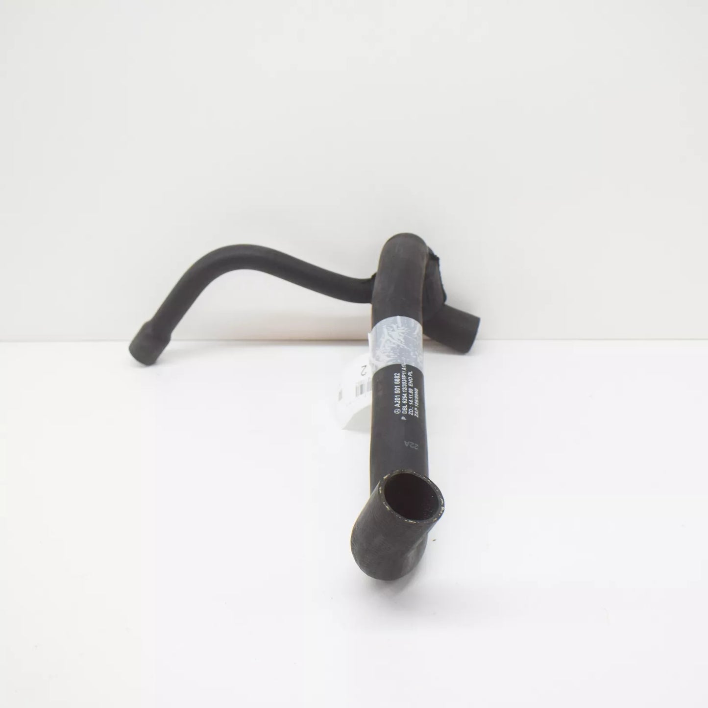 NEW MERCEDES-BENZ 190 W201 RADIATOR HOSE A2015016682 ORIGINAL