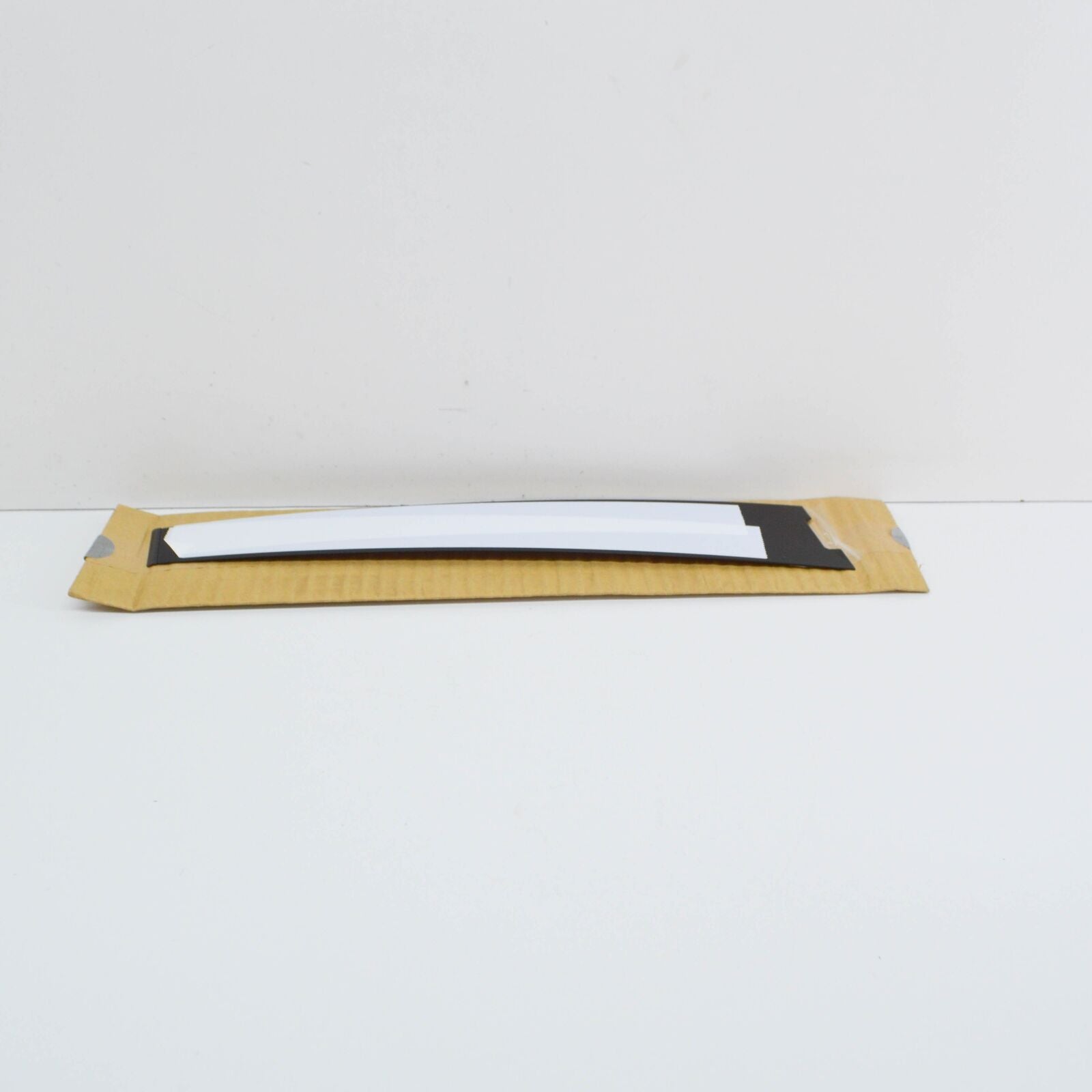 NEW MB S-CLASS W220 REAR LEFT DOOR EXTERIOR B-PILLAR TRIM A2206901187 ORIGINAL