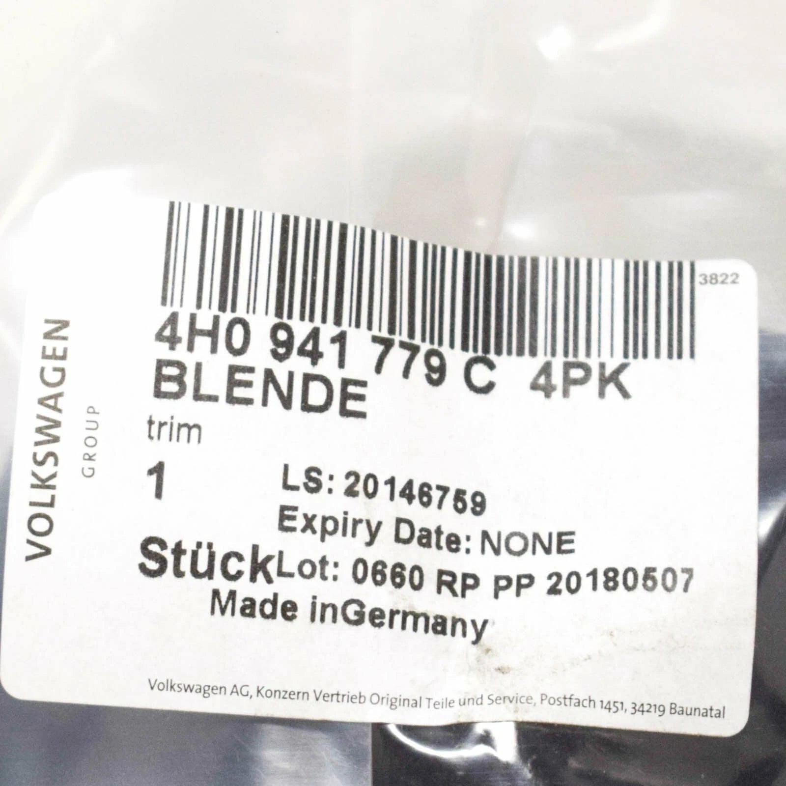 NEW AUDI A8 4H REAR LEFT TAIL LIGHT TRIM 4H0941779C4PK ORIGINAL