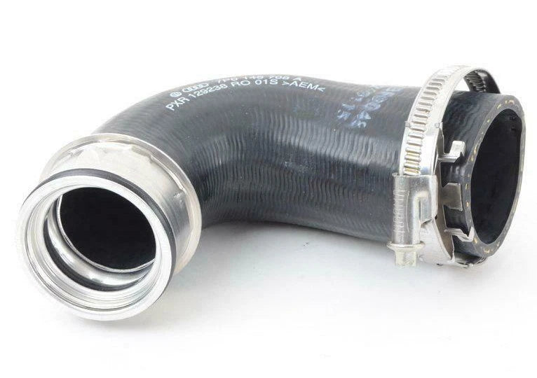 NEW AUDI Q7 4L RIGHT UPPER CHARGE AIR COOLER PRESSURE HOSE 7P0145708A ORIGINAL