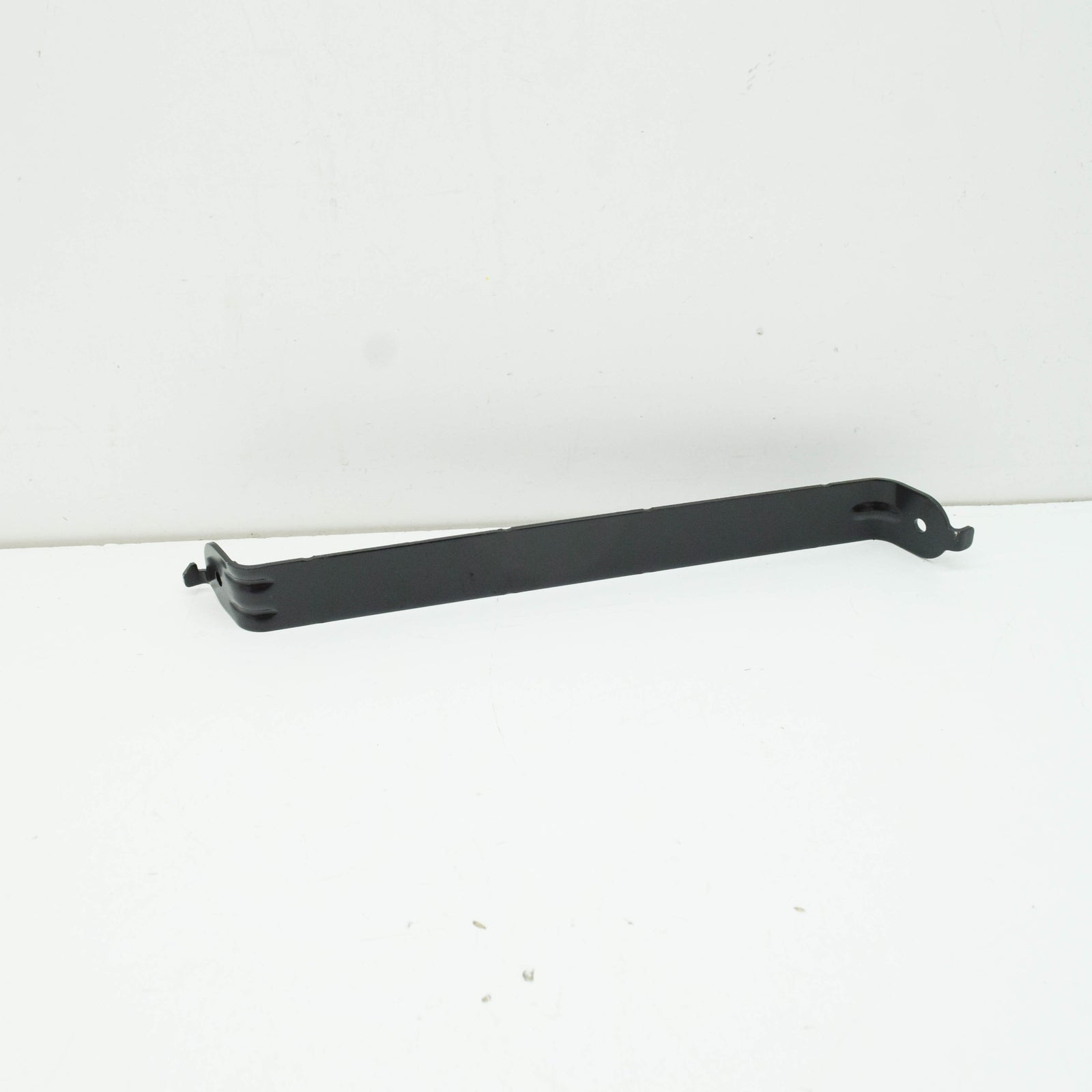 NEW VOLKSWAGEN AMAROK MK2 FRONT RIGHT BUMPER SUPPORT 2H6805698A 2022 ORIGINAL